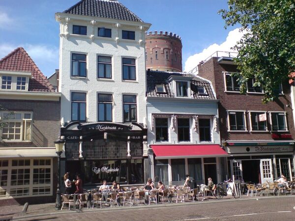Koerse Kaffee café-marktzicht